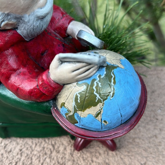 Vintage Ceramic Santa Checking His Route 1992 - Picture 16 of 16